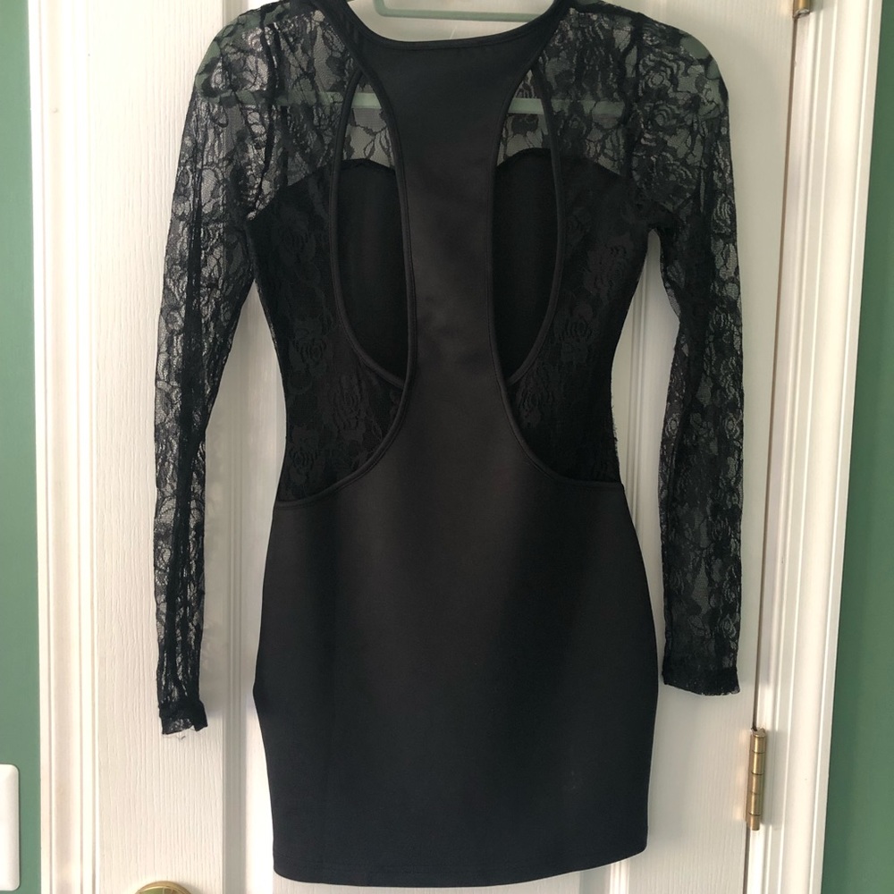 Black long sleeve dress